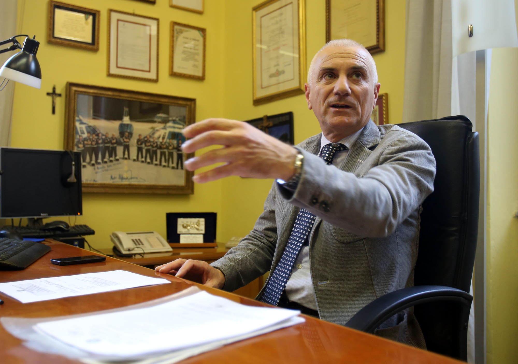 Il vicequestore aggiunto Fabio Caprio (foto Nucci)