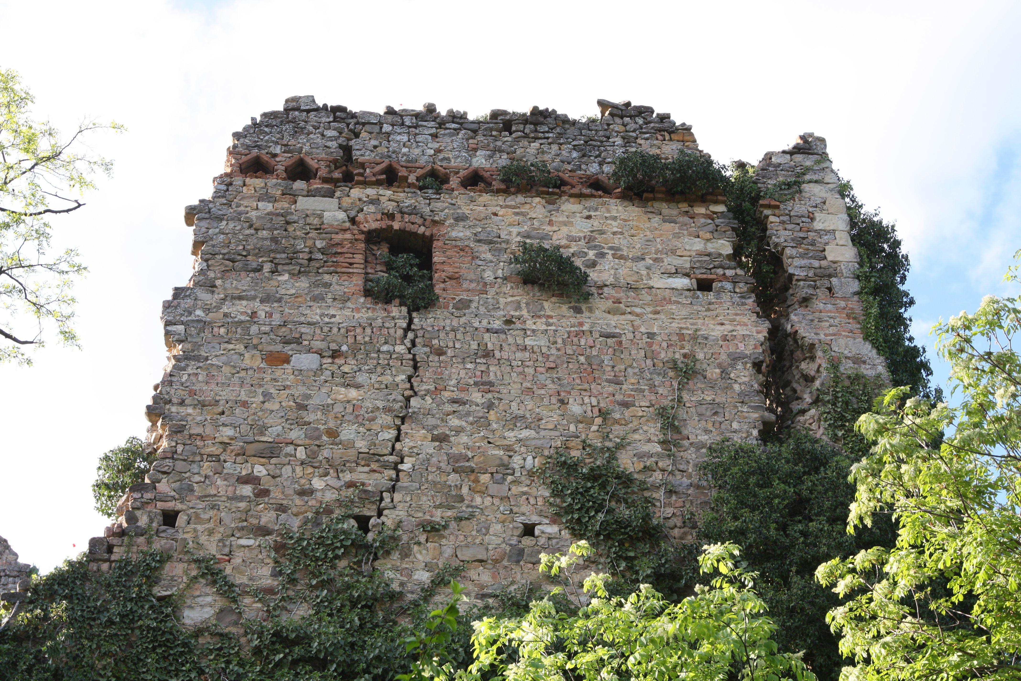 Monte Zane, il castello dimenticato dalla storia