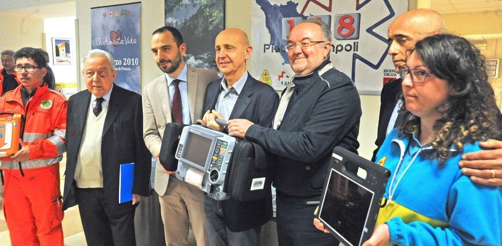 Venti defibrillatori di ultima generazione 