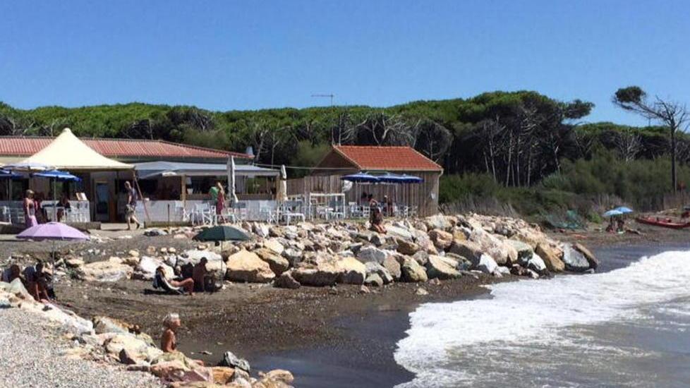 Andalù, tolto il divieto di tuffi il mare è tornato balneabile