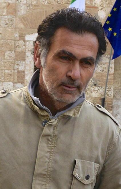 «Donata non fu presa per il collo» 