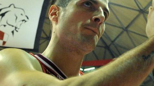 Tutto esaurito per il saluto a Rakim Sanders e a...Cinciarini