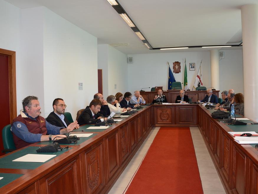 I sindaci si dividono sui bilanci della Asl: non ci sono certezze 