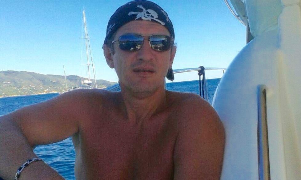 Stroncato a 43 anni da un infarto 