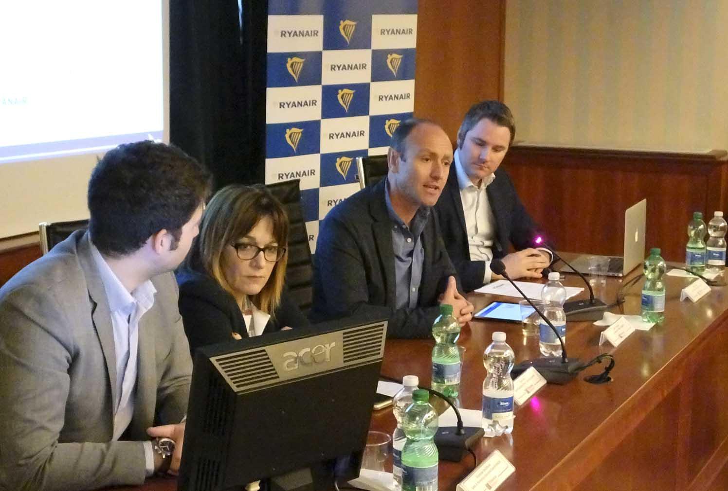 La conferenza stampa al Galilei