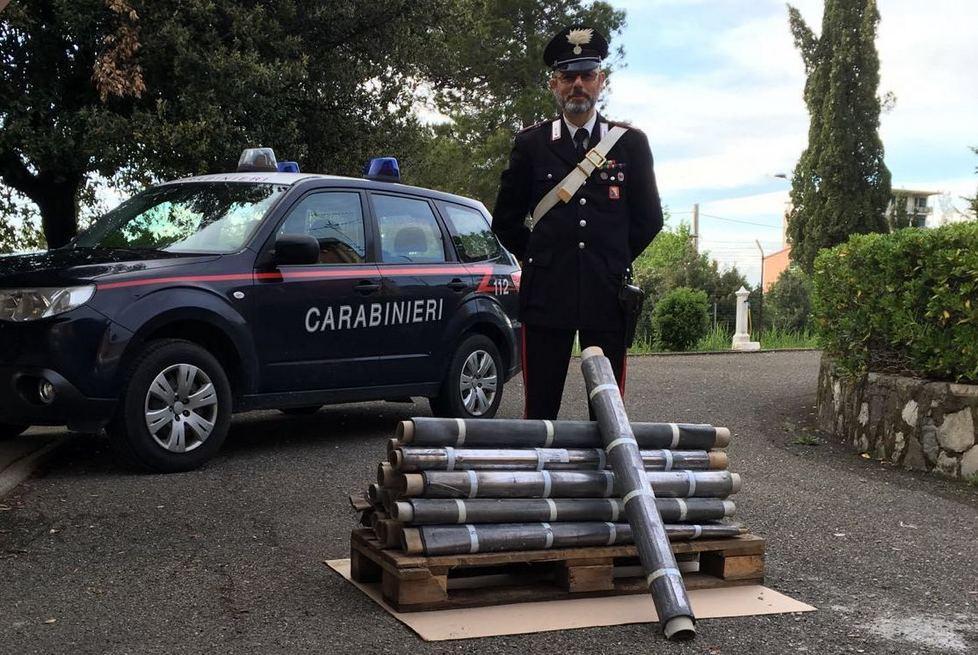 Rubano lamine di piombo da un cantiere: denunciati