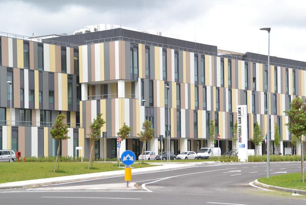 L’Asl sospende l’urologo la radiologa in ferie forzate