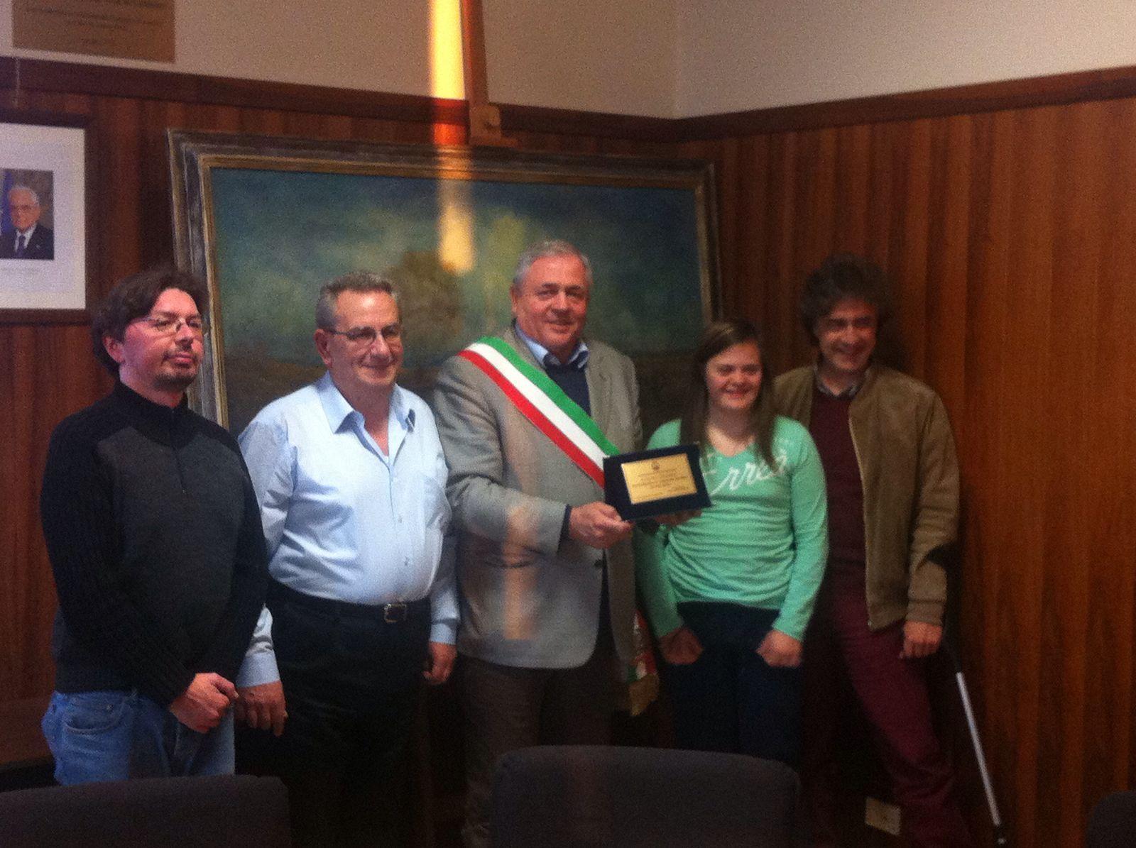 Nicole Orlando insieme al sindaco Pier Luigi Galligani