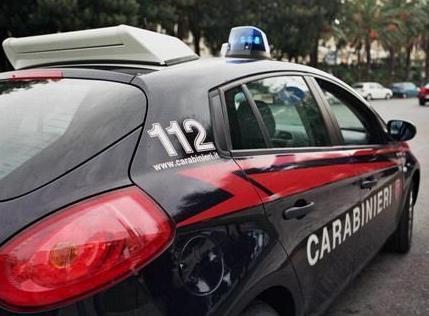 Si spoglia al ristorante, il giudice lo assolve 