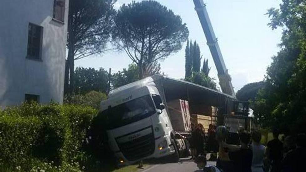 Camionista tradito dal navigatore