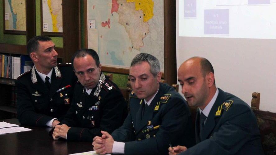 Nei guai anche quattro bancari e un notaio