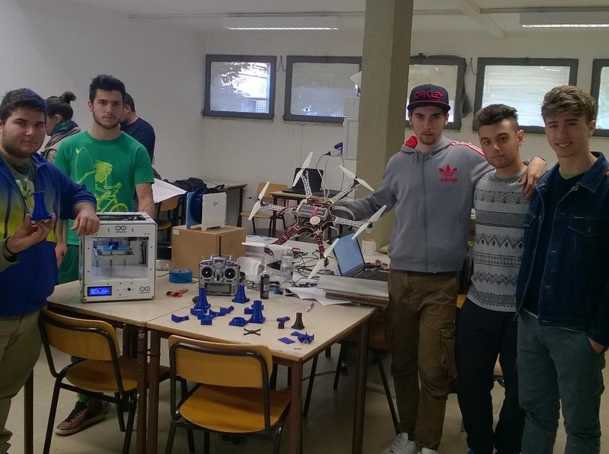 In Inghilterra per vendere i droni costruiti a scuola 