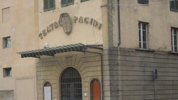 «Troppi cantieri aperti teatro in grave ritardo»