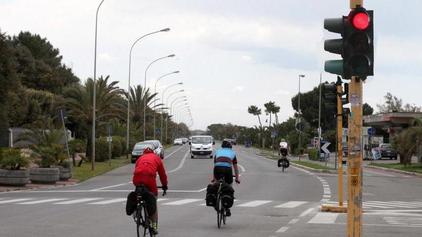 Ciclisti nel mirino: tolleranza zero in tutta la Versilia