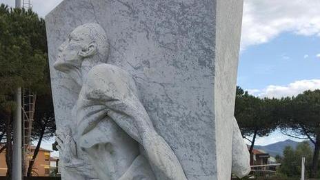 Il Panathlon riscopre la statua dedicata al pugile