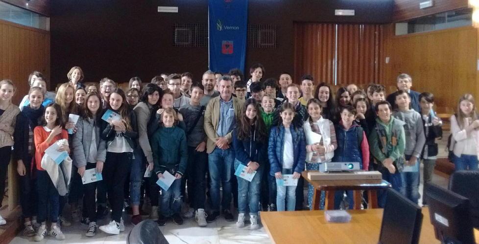 Studenti in consiglio per parlare di rifiuti 