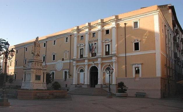 Il Comune è sconfitto, risarcirà un dipendente 