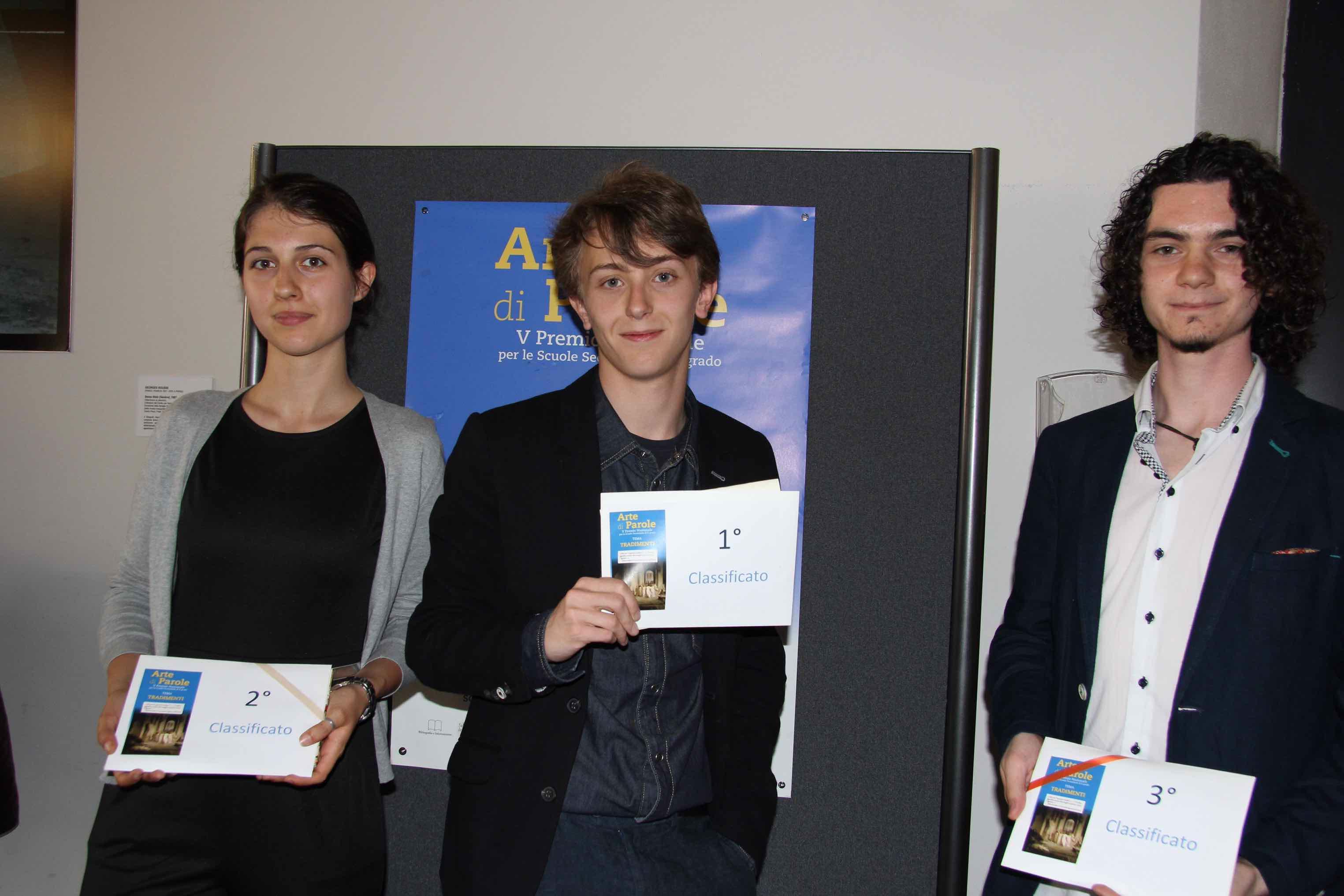 I primi tre classificati al concorso "Arte di parole"