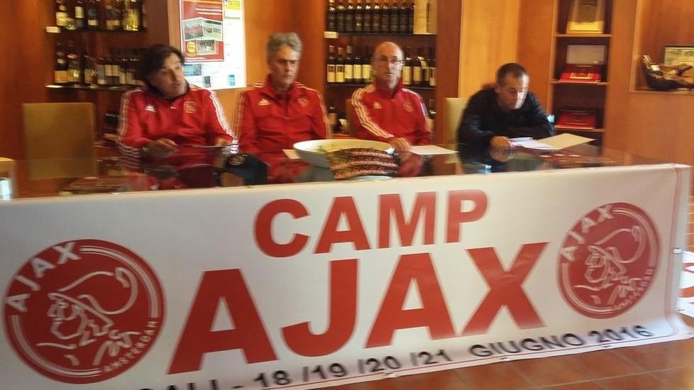 Calcio giovanile, l’Ajax a Dorgali a caccia di talenti