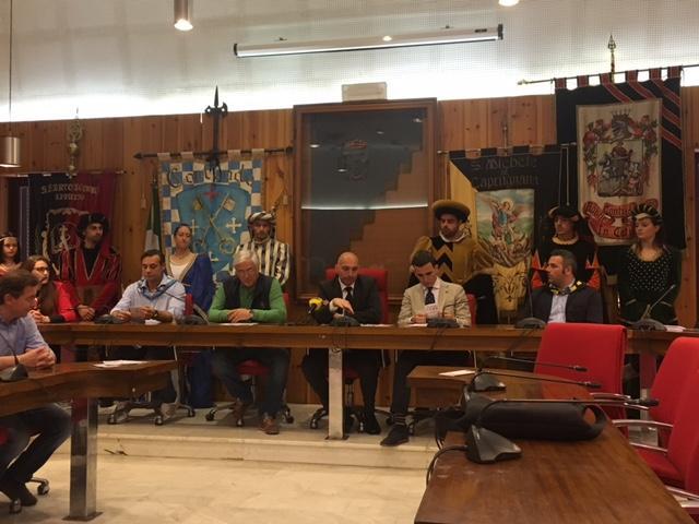 La presentazione del Palio dei barchini