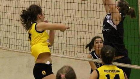 Volley: Calci-Turris duello a distanza per un posto al sole