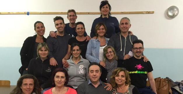 Genitori-attori per raccogliere fondi 
