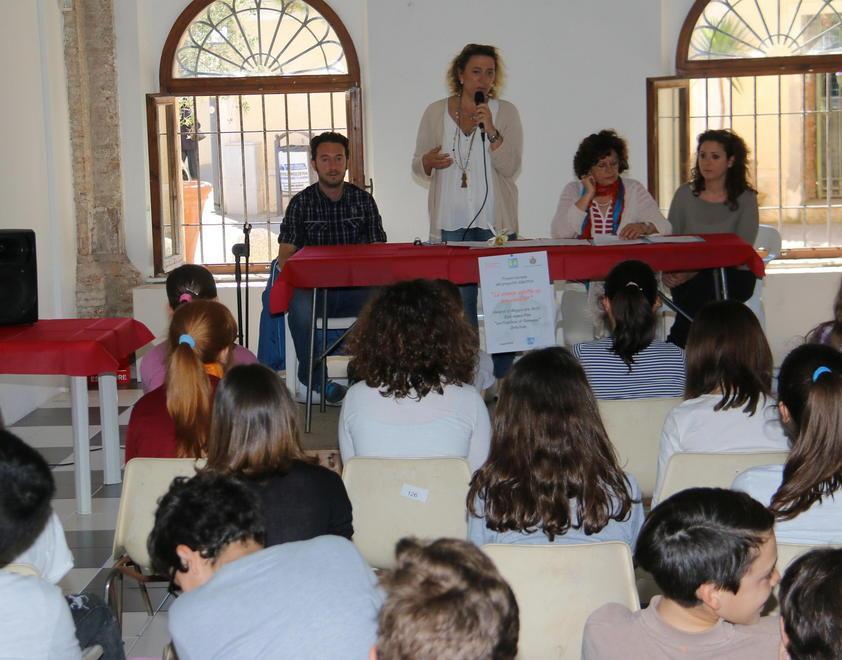 Gli studenti adottano i tesori pubblici 