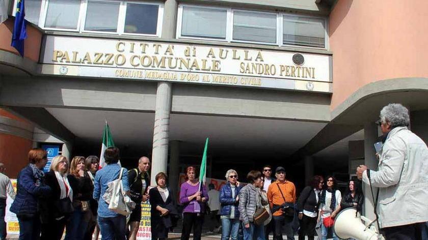 «Bloccheremo i consigli» I No Costa alzano i toni