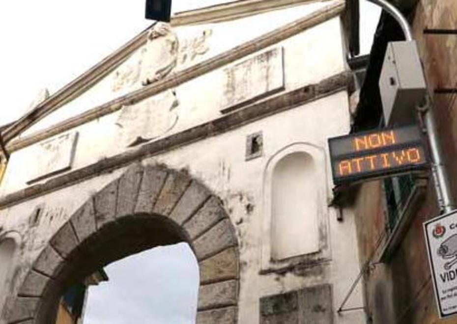 Uno dei varchi della Ztl
