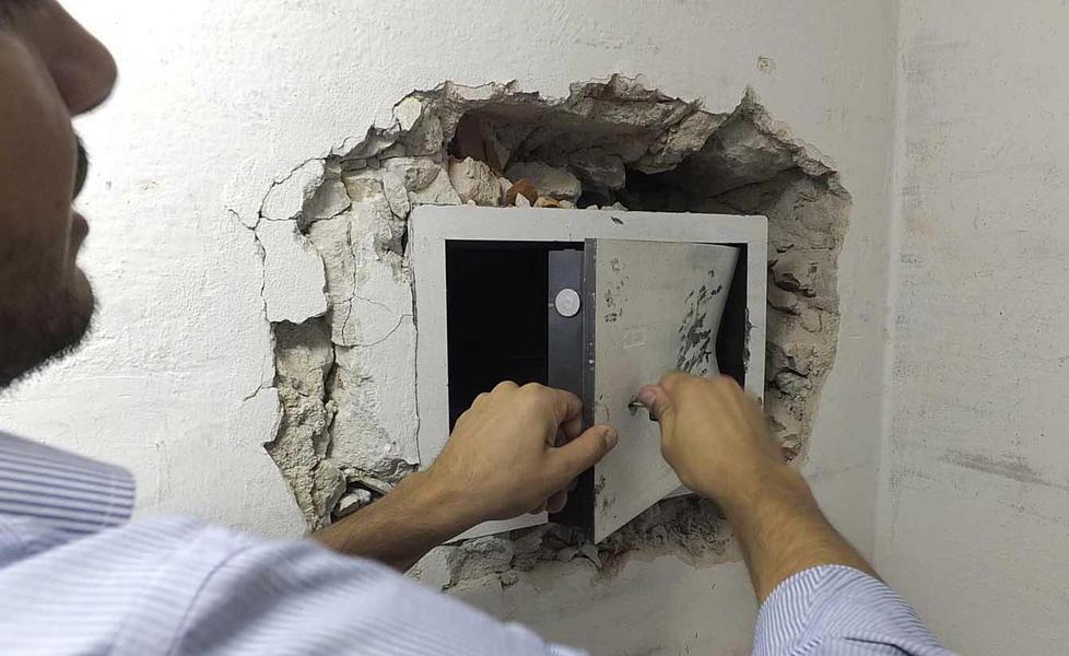 Una cassaforte svaligiata (foto d'archivio)