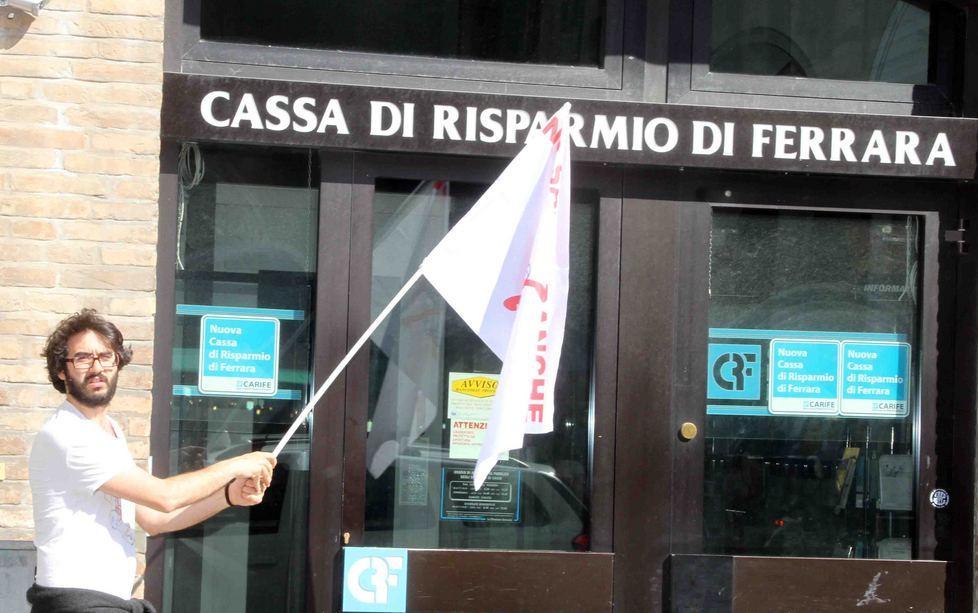 Carife, spunta pure il Mifid sbagliato: «Hanno scritto l’età più bassa» 