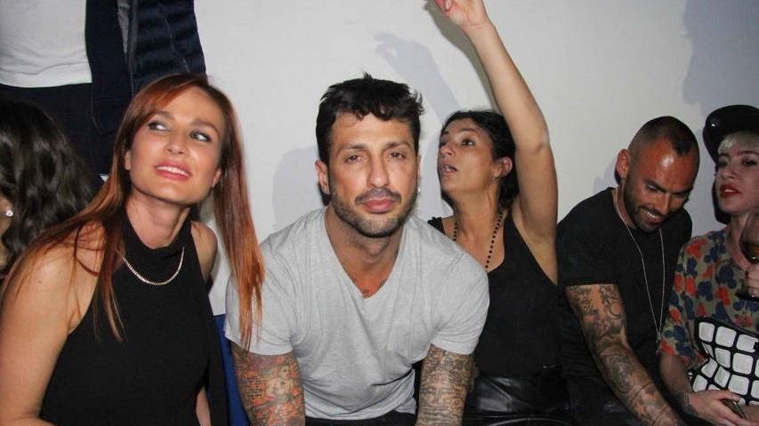 Bagno di fan per Fabrizio Corona