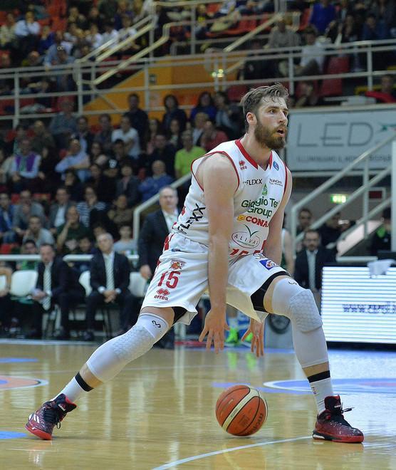 Avellino vince 93-76 Biancorossi opachi 