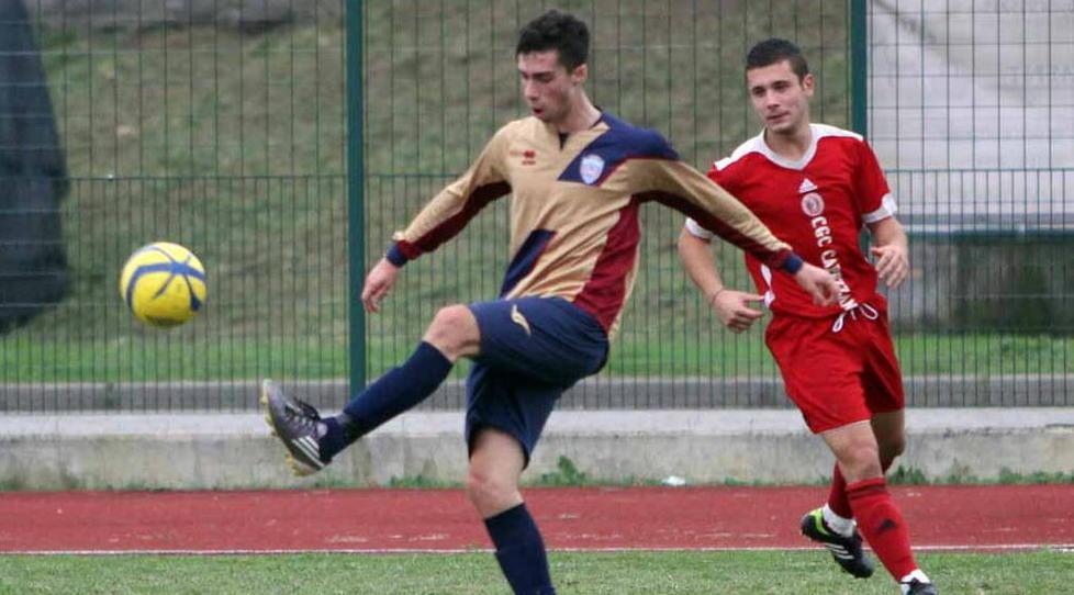 Prima, il Poveromo vuole la salvezza 