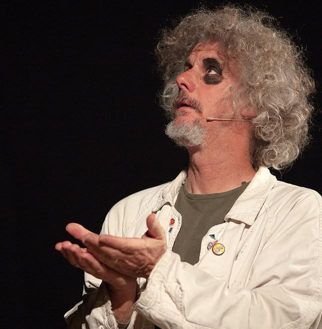 Festival del Cabaret emergente: al teatro Storchi di Modena scatta la sfida finale 