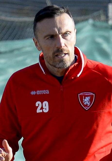 Grifone senza gloria con in testa i playoff 