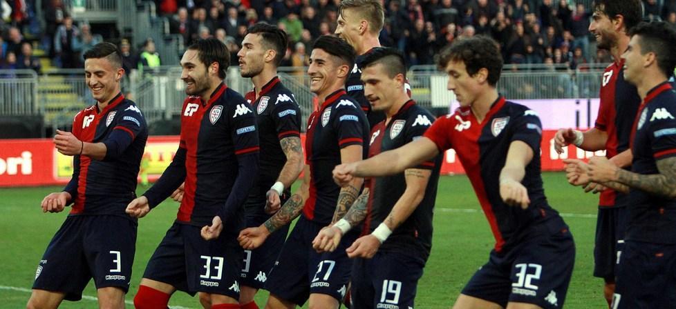 Il Cagliari riconquista la Serie A, è la migliore promozione della storia 