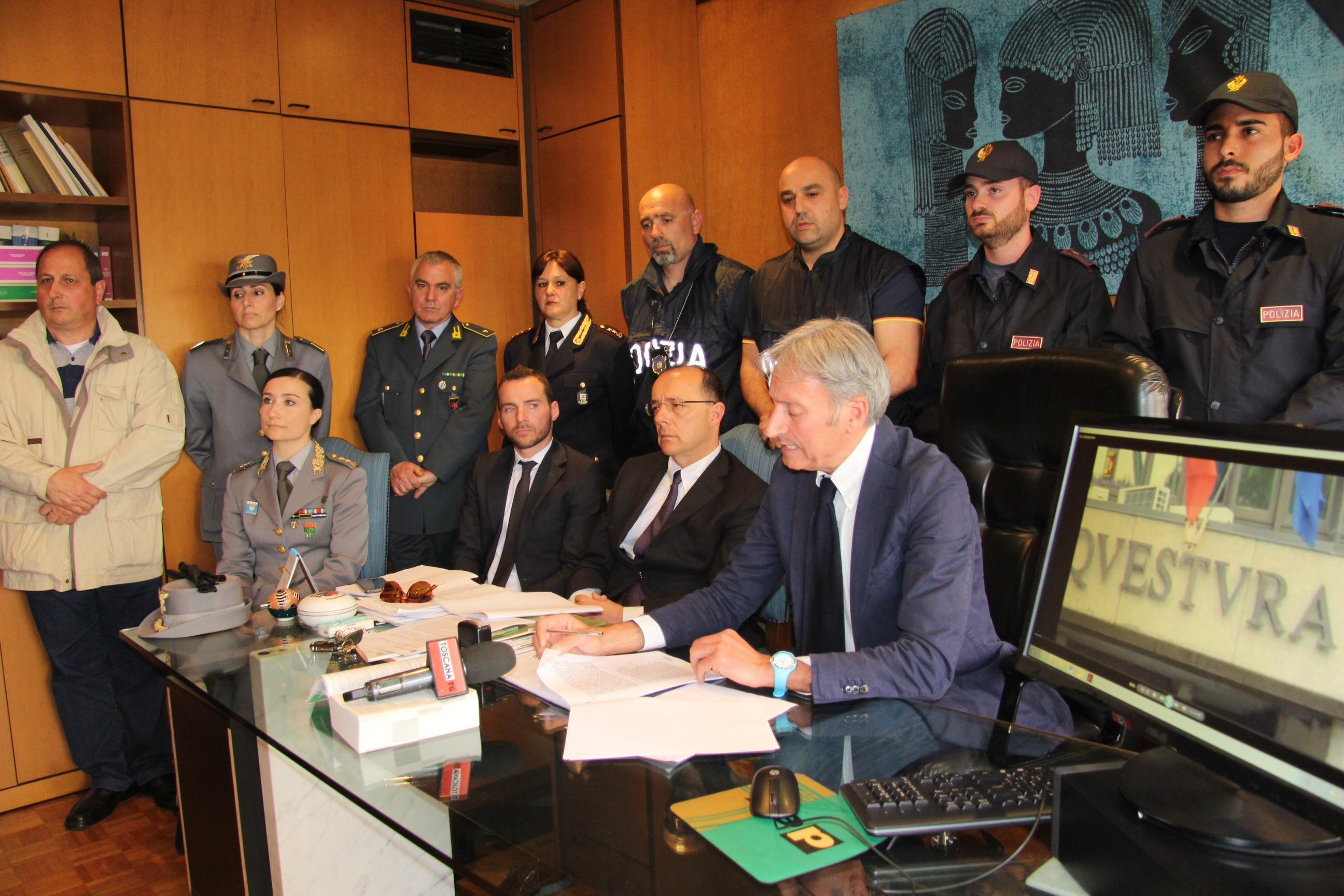 La conferenza stampa in Procura (foto Batavia)