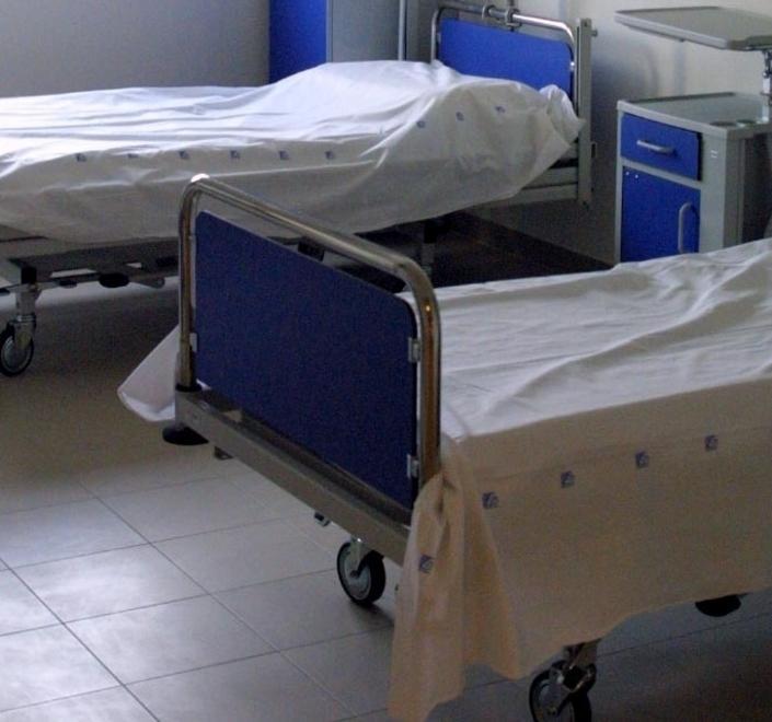 Posti letto, tagli estivi anche all’Asl 