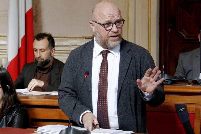 Il sindaco Filippo Nogarin in consiglio comunale (Marzi Pentafoto)