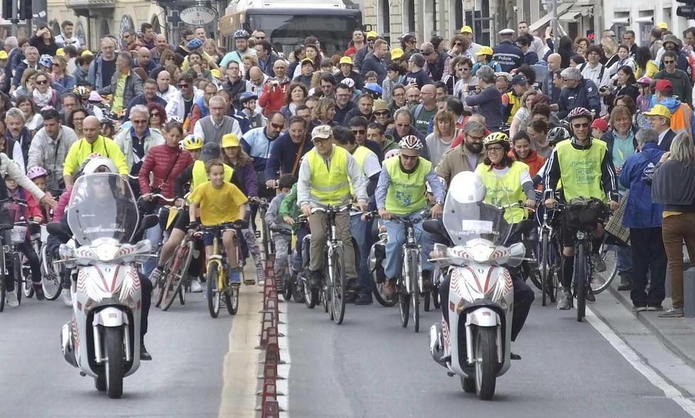 Che successo, in mille sui pedali