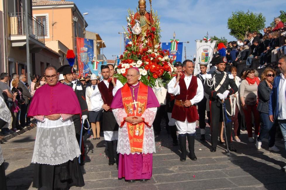 Domani il via, domenica la processione