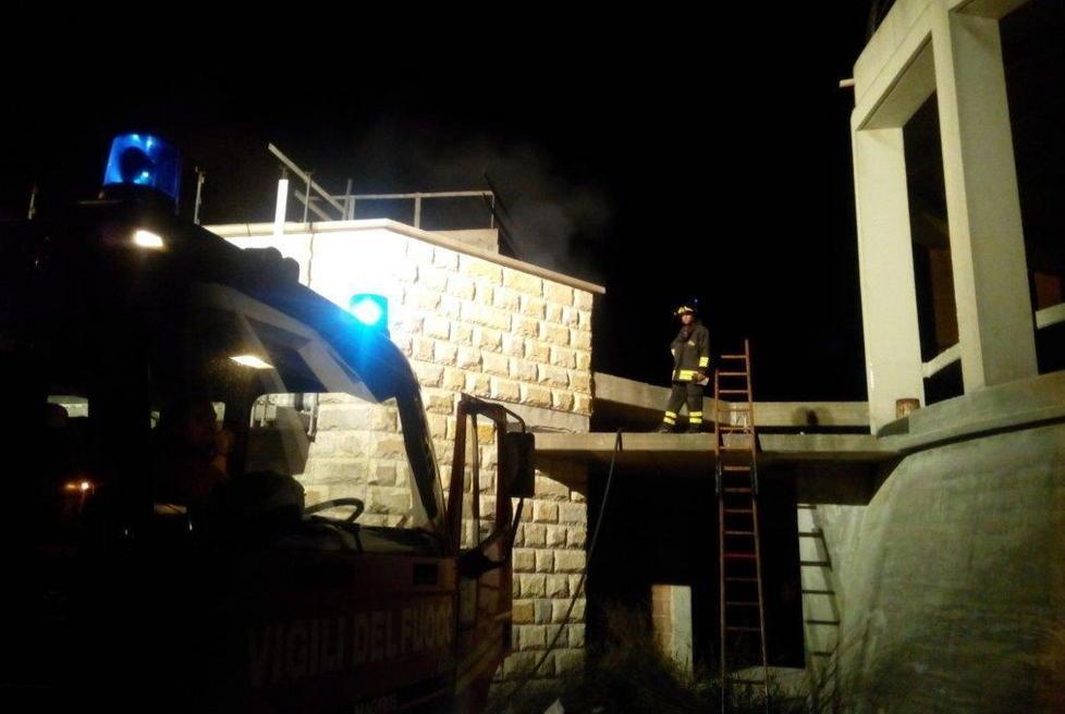 Incendio al mercato ittico nuovo 
