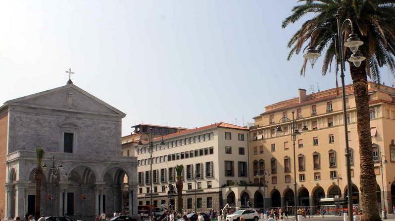 Il volontariato festeggia in piazza appello ai ragazzi e alle istituzioni