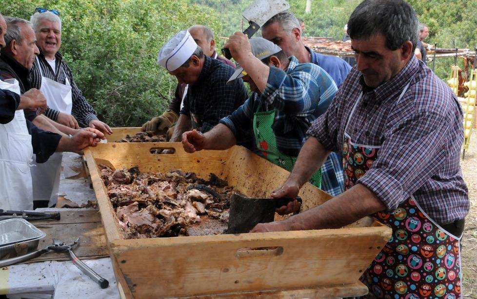 S’Àrbore, il saluto a Santu Frantziscu 