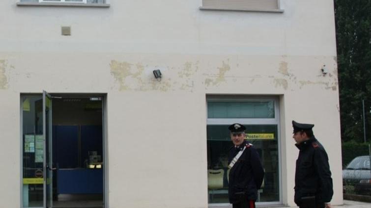 Il postamat resiste, banditi feriti in fuga