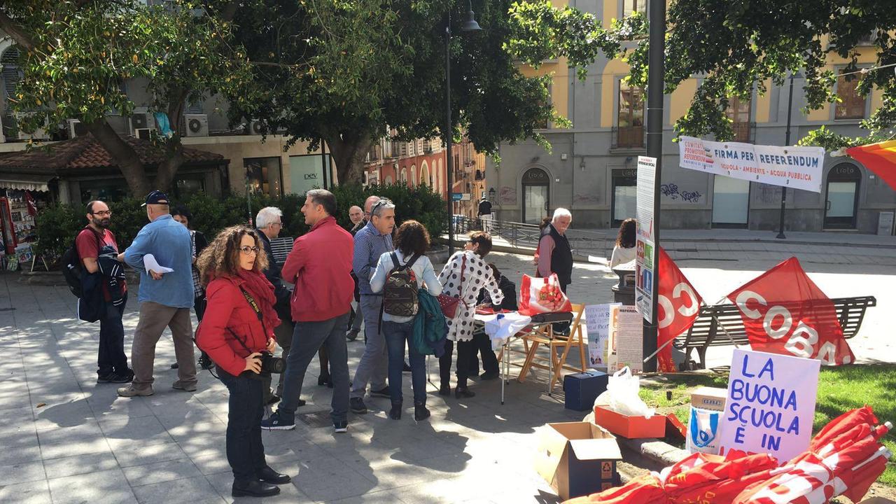 La protesta degli insegnanti (foto Mario Rosas)