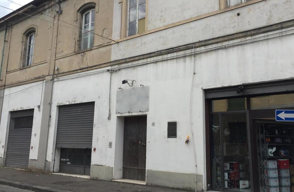 L'esterno dell'edificio che ospitava il Piccolo Teatro (foto Silvi)