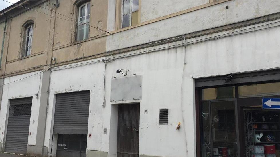 L'esterno dell'edificio che ospitava il Piccolo Teatro (foto Silvi)