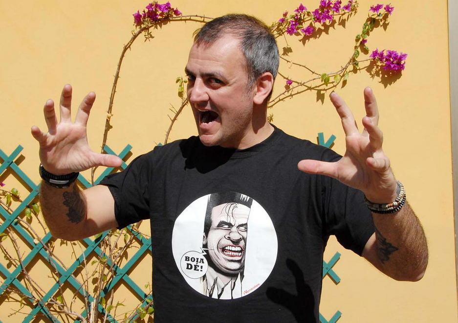 “SatiriCam”: una serata semiseria con Andrea Camerini